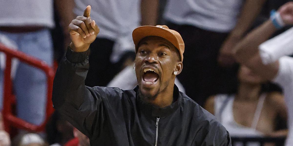 Butler y los Heat, multados por su gesto obsceno durante la eliminación de los Hawks