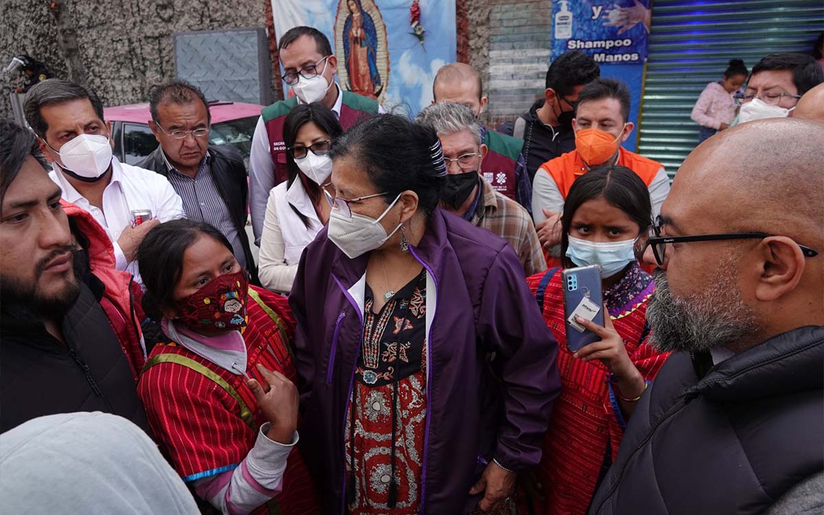 CDMX: Triquis se trasladan a Casa del Estudiante; denuncian amenazas para abandonar plantón