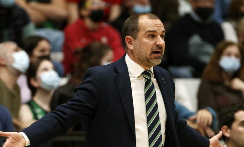 Carles Duran califica la eliminación del Joventut como un "golpe durísimo"