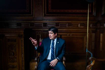 Carlos Alvarado: “El populismo erosiona la democracia hasta que la elimina”