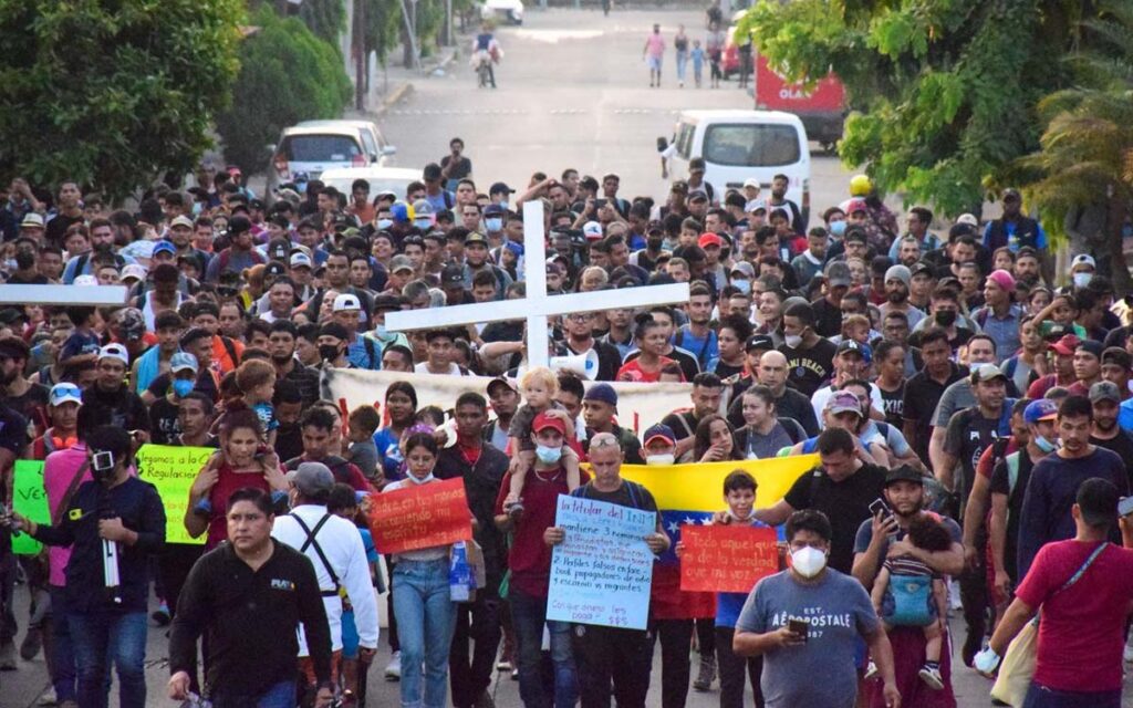 Chiapas: Segunda caravana 'Viacrucis Migrante' logra acuerdo con INM para obtener visas humanitarias