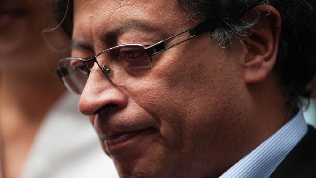 Colombia: líos jurídicos y escándalos enturbian la campaña del izquierdista Petro