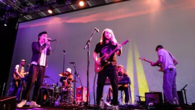 Con MIXhalo, el guitarrista de Incubus, Mike Einziger, tiene como objetivo ofrecer un sonido con calidad de estudio en eventos en vivo.