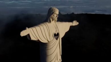 Cristo Protector, más alto que el famoso Redentor de Río de Janeiro