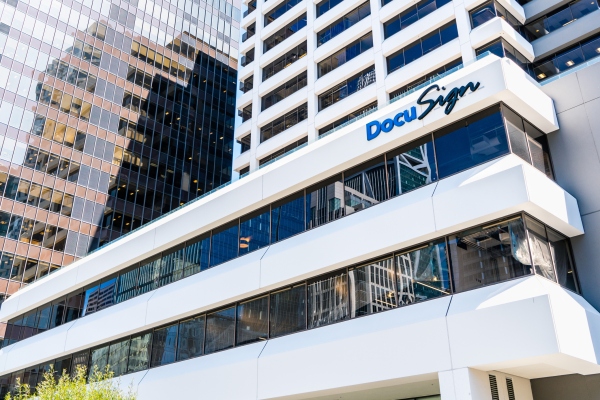 DocuSign adquiere Liveoak Technologies por $ 38 millones para la certificación notarial en línea
