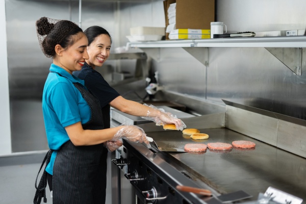 DoorDash abre una cocina compartida en Redwood City