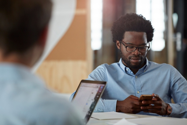 Dropbox refuerza la colaboración móvil en su última versión