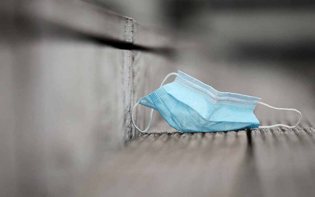 Ecuador dice adiós a los cubrebocas