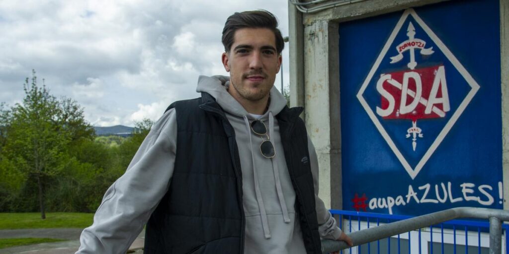 El Athletic tiene opción de recompra sobre Guruzeta y Larrazabal