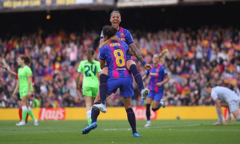 El Barça alarga su racha y rompe otra