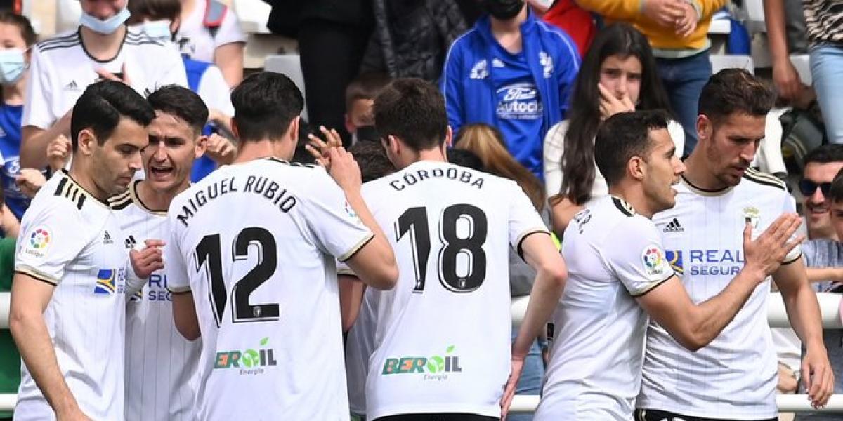 El Burgos gana al Ibiza y mantiene el sueño de la promoción