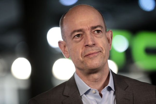 El CEO de Arm, Simon Segars, analiza la IA, los centros de datos, la adquisición de Nvidia y más