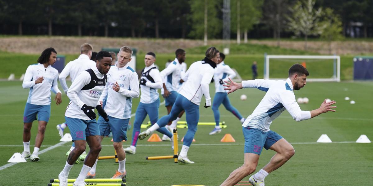 El Manchester City se entrena sin Stones ni Walker