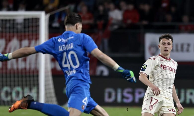 El Mónaco, en la lucha por la Champions y Òscar gana al Lille