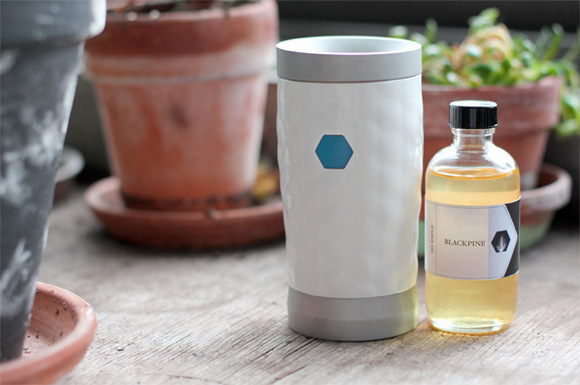 El bonsái es un accesorio de afeitado que espera ser la contribución de un diseñador a la conservación del agua