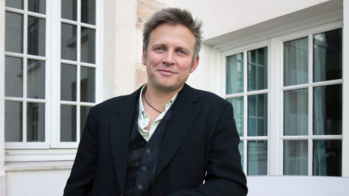 El creador de Second Life regresa para asesorar a la compañía original del metaverso