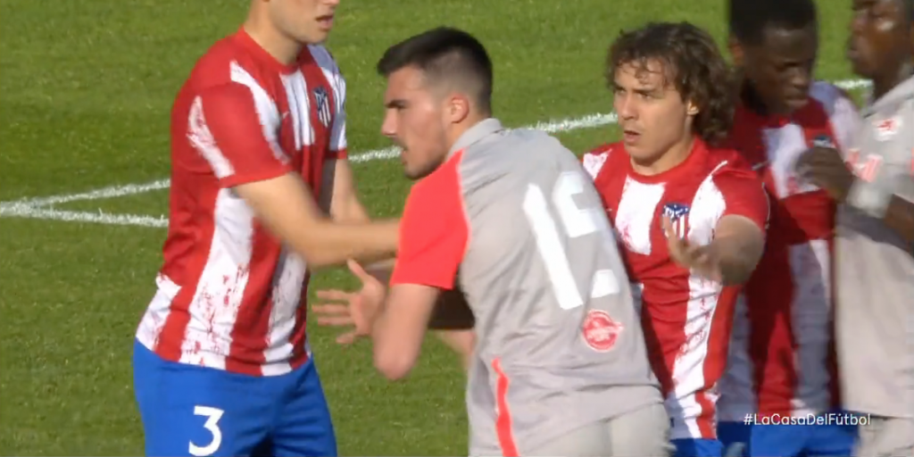 El escandaloso penalti pitado al Atlético en la 'semi' de Youth League que ya es viral