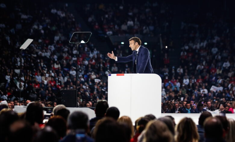 El favorito Macron alerta de una victoria de Le Pen: “No os creáis los sondeos: nada es imposible”