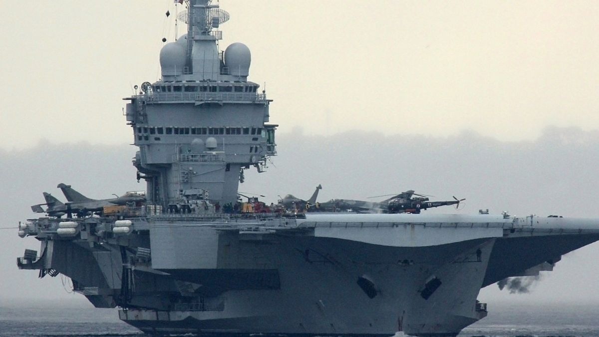 El misterio del portaaviones francés Charles de Gaulle con casos de coronavirus
