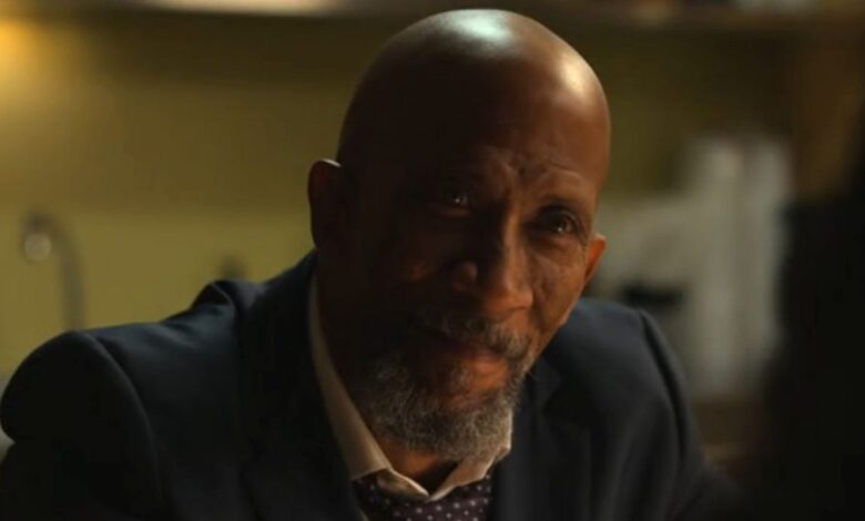 El showrunner de Luke Cage reacciona a que Disney+ elimine el tributo al actor de los créditos