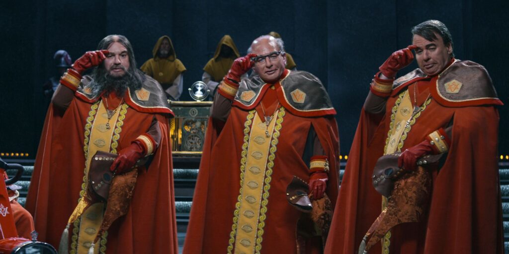 El tráiler de Pentaverate: Mike Myers interpreta a 5 líderes de culto