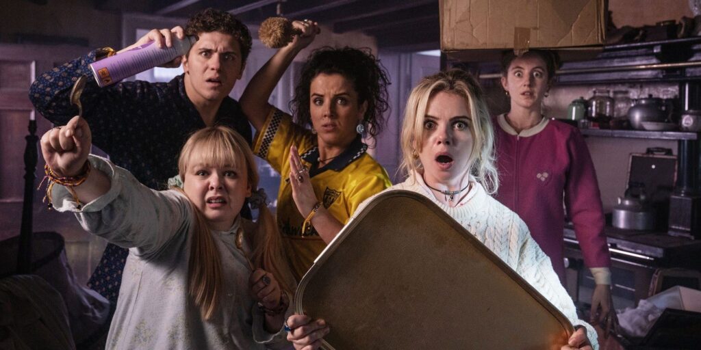 El tráiler de la temporada 3 de Derry Girls insinúa su oscuro giro en la historia real