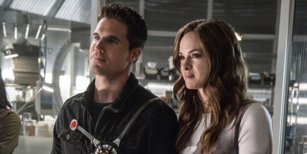 El tráiler del capítulo 11 de la temporada 8 de The Flash muestra el regreso de Firestorm