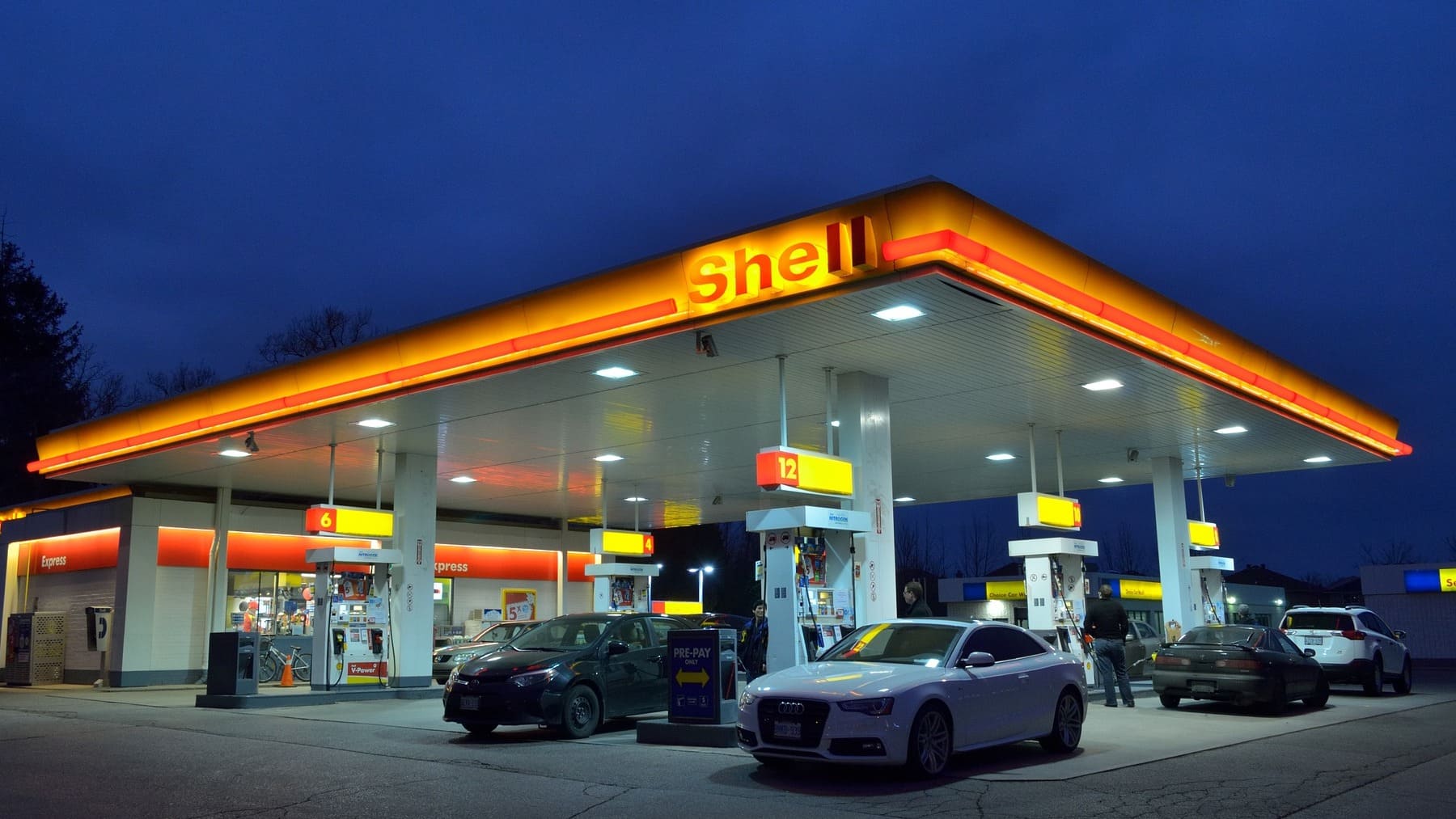 El truco definitivo para saber si una gasolinera está de paso o hay que desviarse