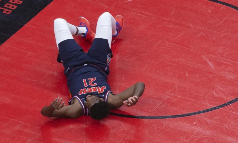 Embiid deberá operarse, pero forzará hasta final de temporada