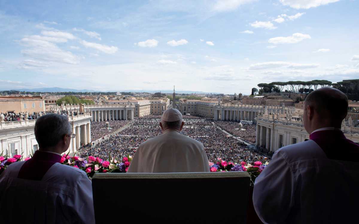 En la "Pascua de guerra", el Papa critica conflicto "cruel e insensato"