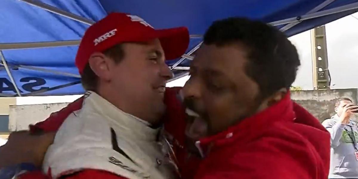 Europeo Rallies: Efrén Llarena gana el Rally Azores en el último tramo