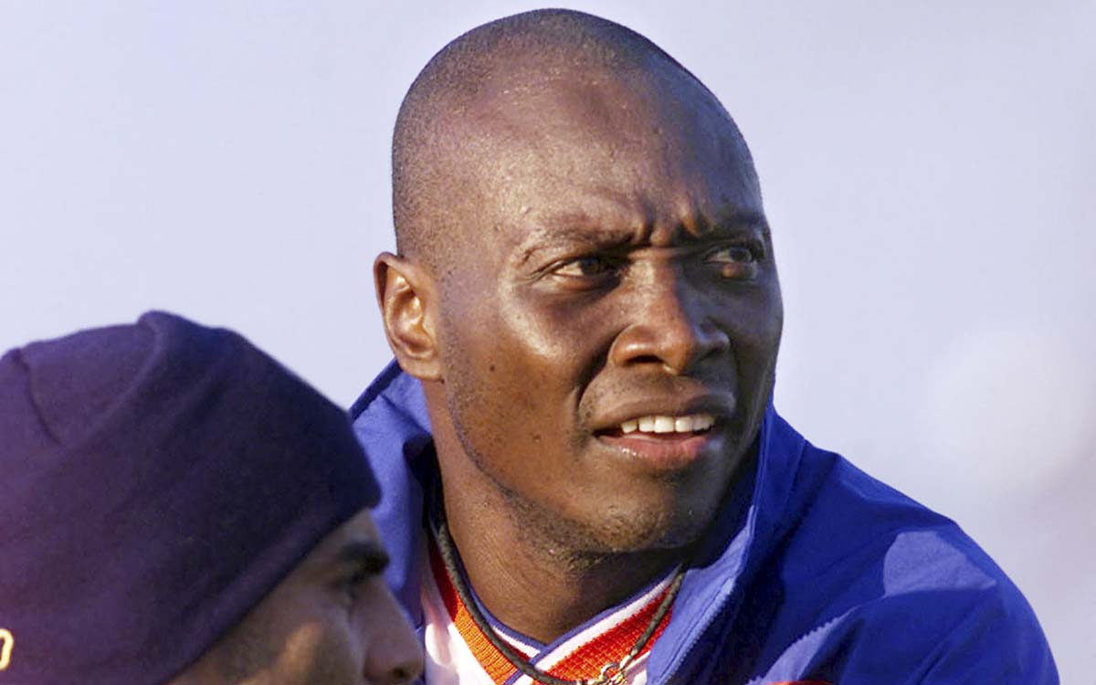 Exfutbolista colombiano Freddy Rincón muere por lesiones tras accidente automovilístico