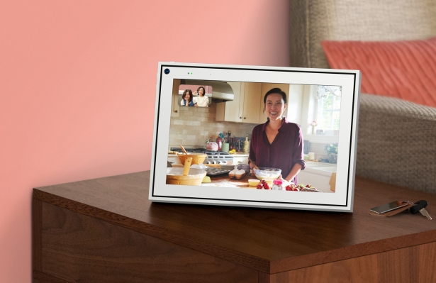 Facebook proporcionará portales gratuitos a algunos residentes de hogares de ancianos bajo el esquema del NHS