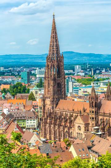 El chapitel de la catedral de Friburgo.