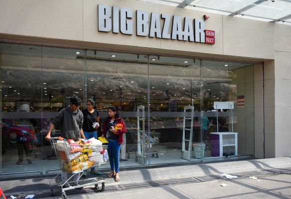 Future Retail, el socio separado de Amazon en India, reduce sus operaciones