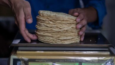 Gobierno busca pactar el precio de 25 productos de la canasta básica para controlar la inflación