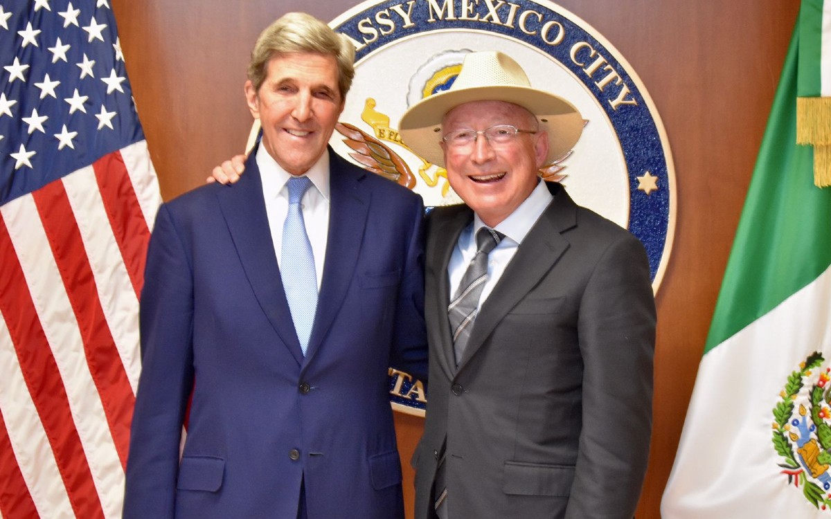 John Kerry y Ken Salazar reiteran preocupación sobre la reforma eléctrica