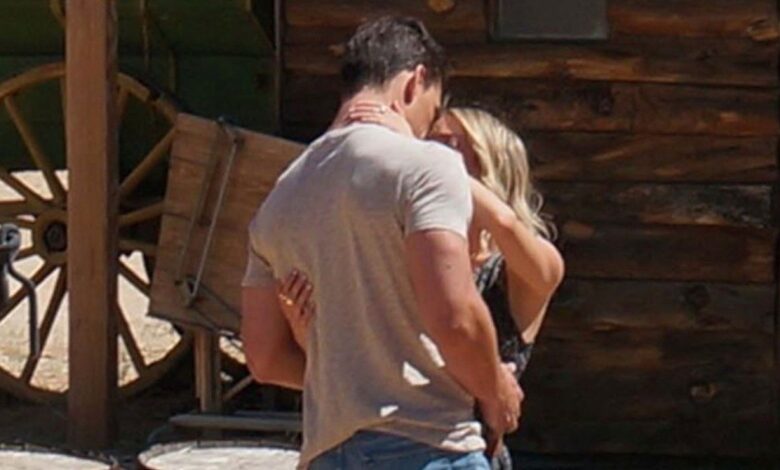 Kristin Cavallari y Tyler Cameron fueron vistos besándose durante una sesión de fotos