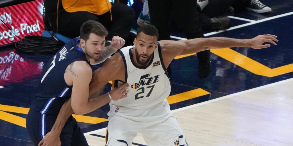 La NBA multa con 25.000 dólares a Rudy Gobert por sus insultos