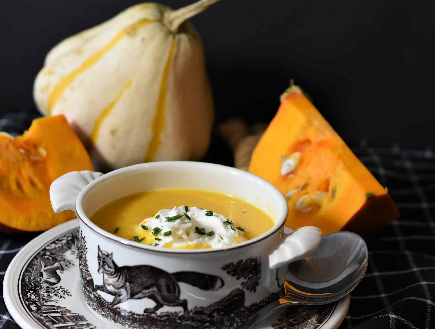 La diferencia entre sopa y consomé