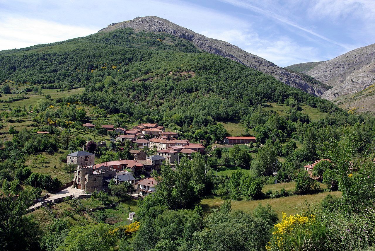 La ermita escondida en mitad de un paisaje de ensueño que sólo podía estar en España