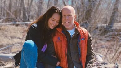 La esposa de Bruce Willis comparte nuevas fotos de él después del anuncio de afasia