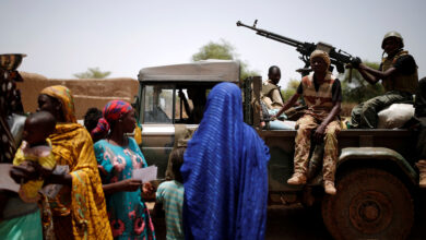 La guerra se recrudece en Malí ante el repliegue francés