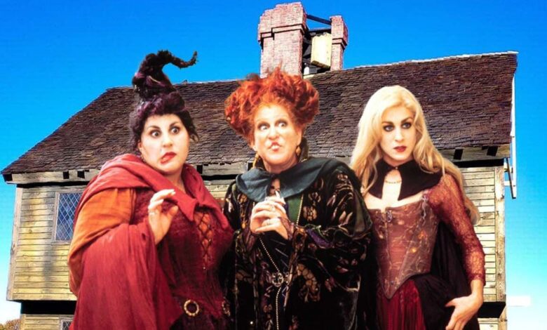 La imagen de Hocus Pocus 2 muestra el hogar de la infancia de las hermanas Sanderson