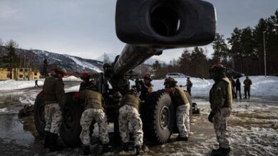 Unos soldados finlandeses participaban en unas maniobras militares organizadas por la OTAN, el 22 de marzo en Setermoen, en el norte de Noruega.