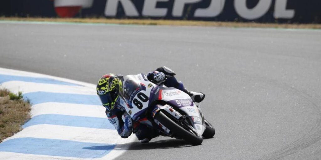 La lluvia valida los tiempos del primer día en Moto3