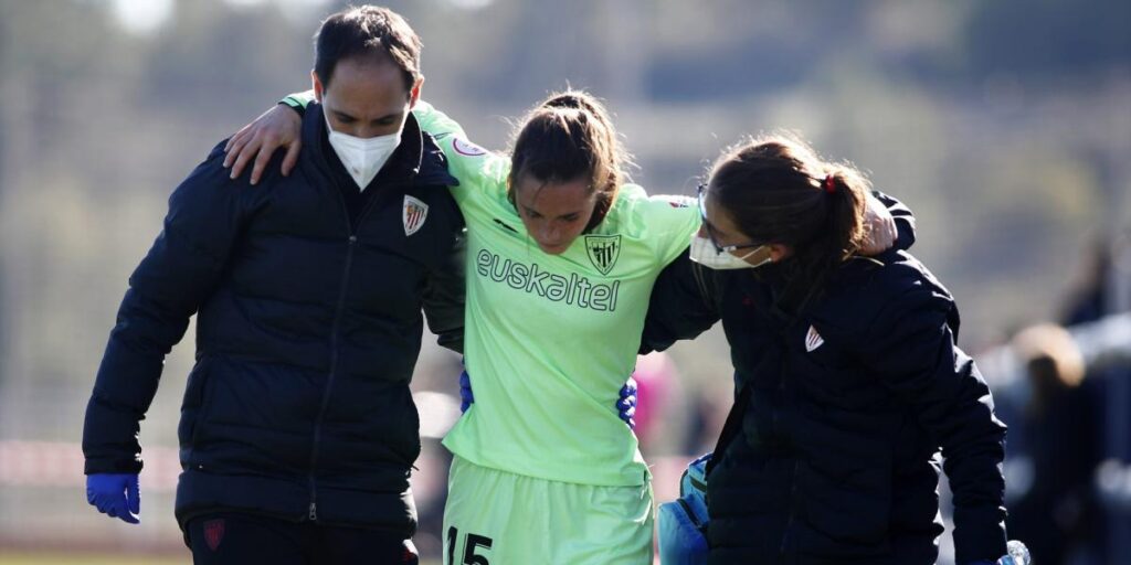 La rojiblanca Istillart decide colgar las botas