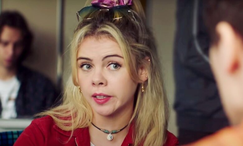 La temporada 3 de Derry Girls incluirá a las principales estrellas invitadas y adelantos del elenco