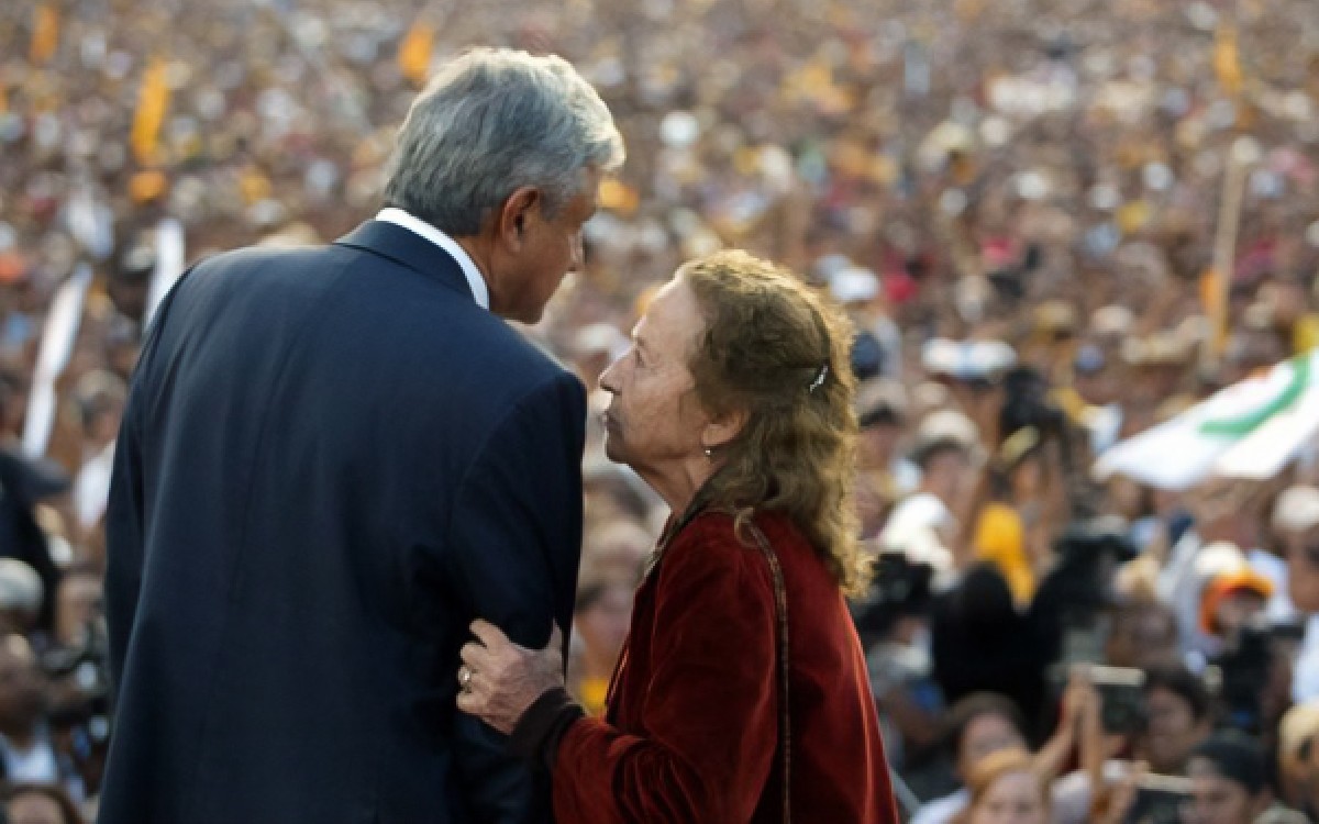 Lamenta López Obrador la muerte de Rosario Ibarra de Piedra | Video