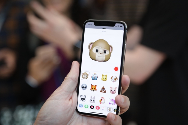 Las cifras de ventas de iPhone disminuyeron ligeramente, pero los ingresos aumentaron gracias al iPhone X